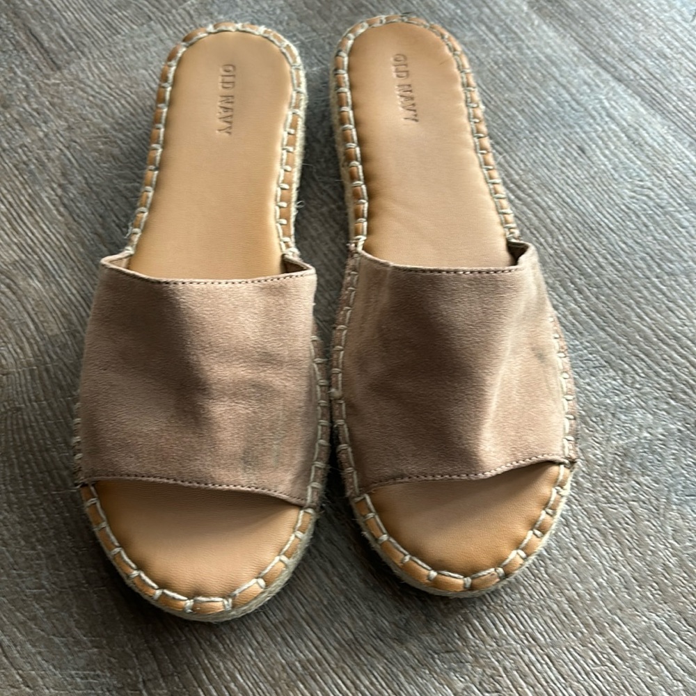 Women’s Old Navy Sandals